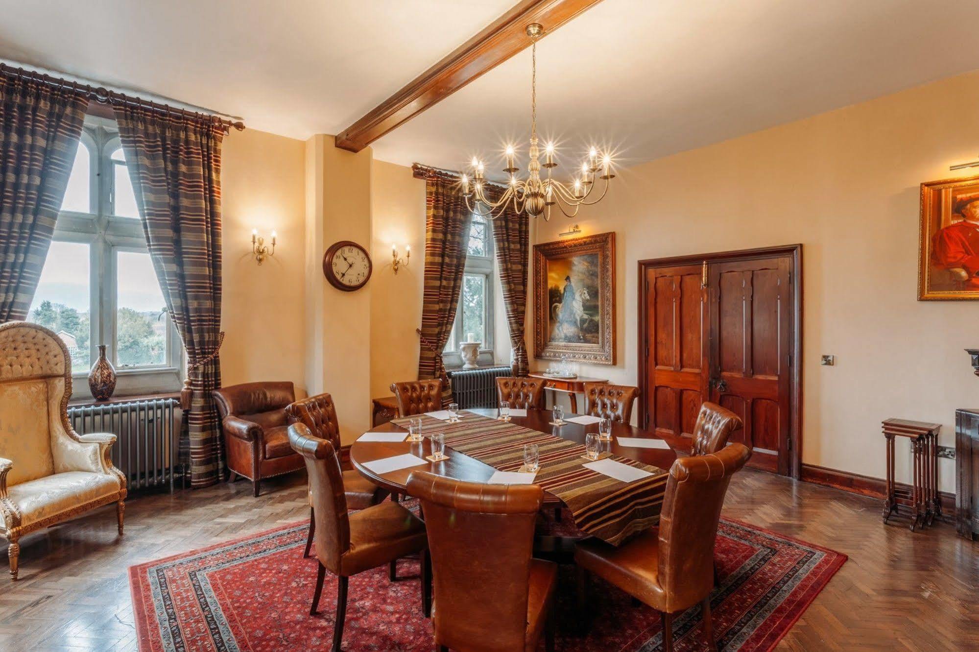 Stanbrook Abbey Hotel, ウスター エクステリア 写真
