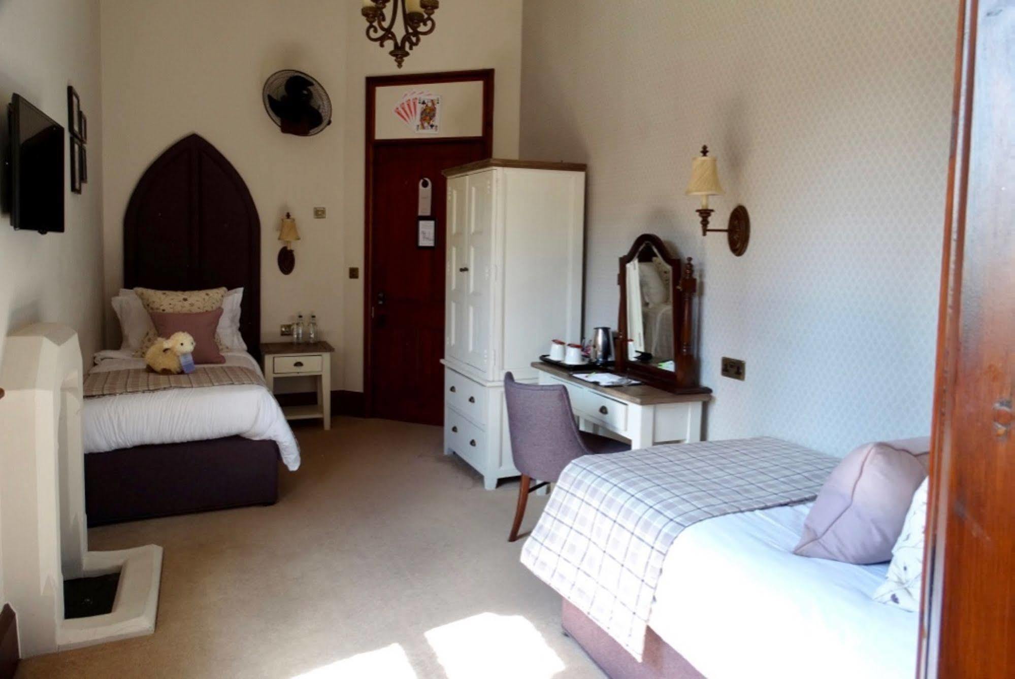 Stanbrook Abbey Hotel, ウスター エクステリア 写真